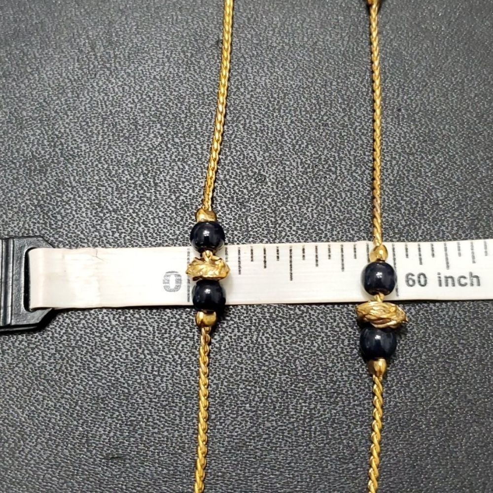 Gold tone dainty bead necklace 17" - Picture 5 of 10